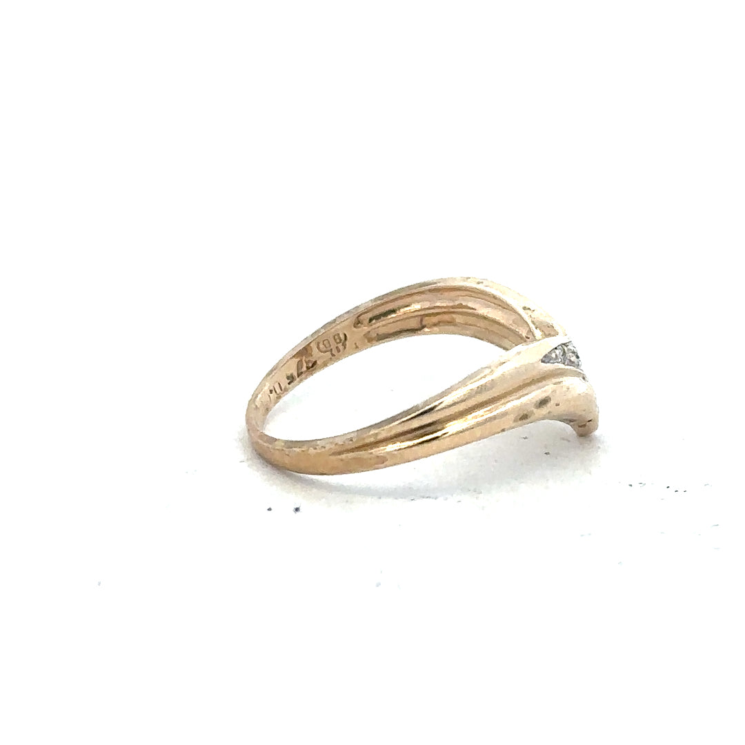 9ct yellow gold diamond ring in size L with sparkling diamonds, unbranded jewelry piece featuring intricate design.
