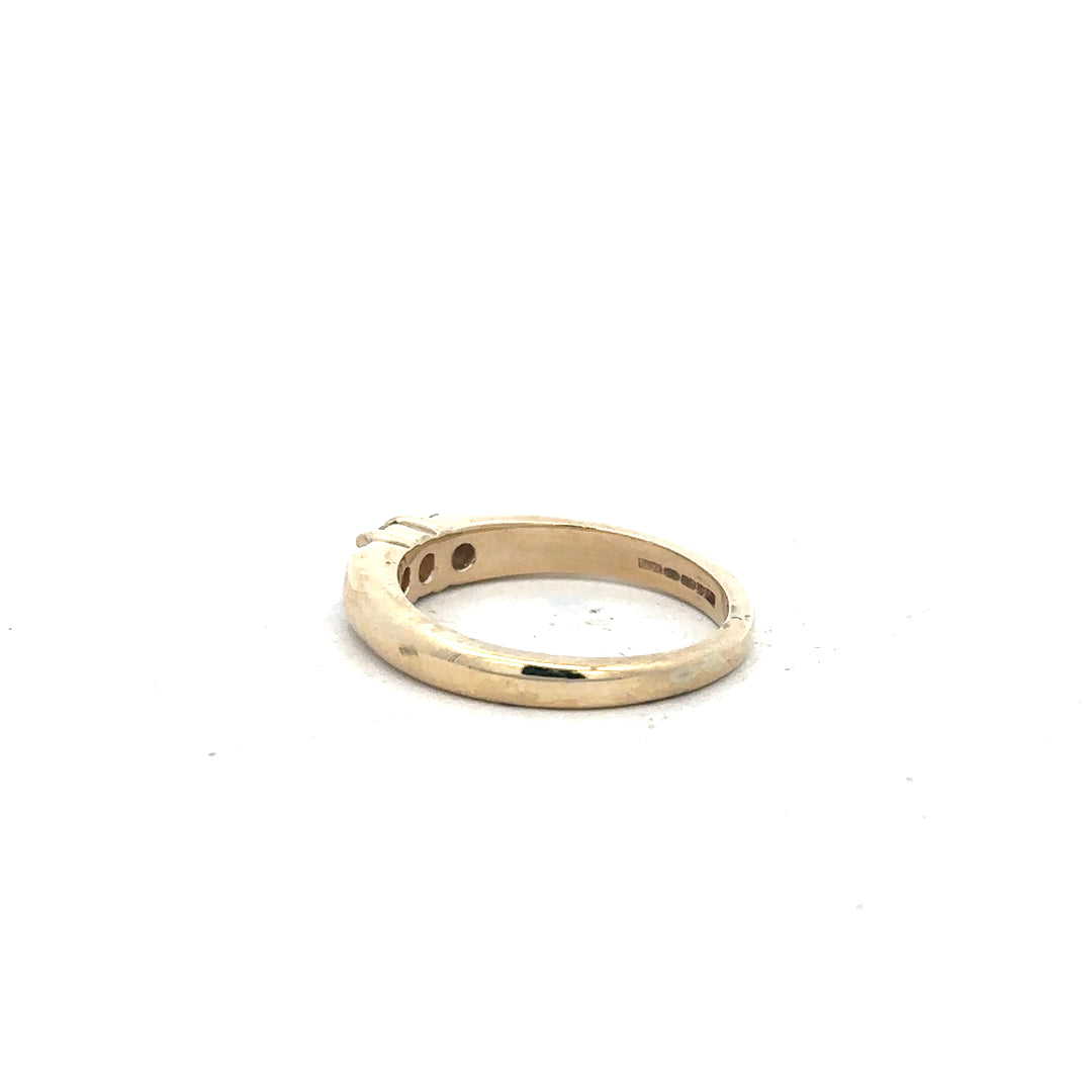9ct yellow gold diamond ring in size M, featuring a sparkling diamond setting and a classic band design.