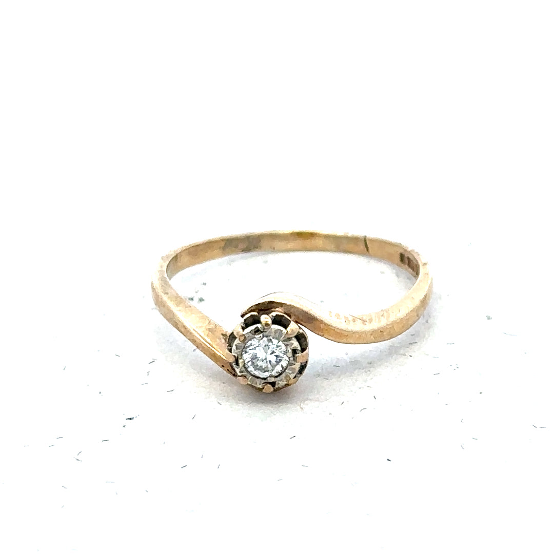 9ct yellow gold diamond ring in size M1/2, featuring a sparkling diamond setting and a classic band design.