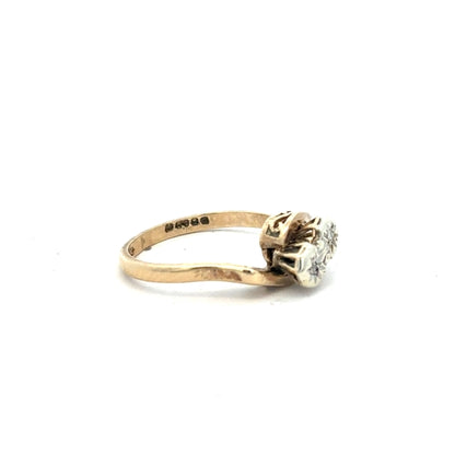 9ct yellow gold diamond ring in size M1/2, featuring a sparkling diamond, unbranded jewelry accessory.