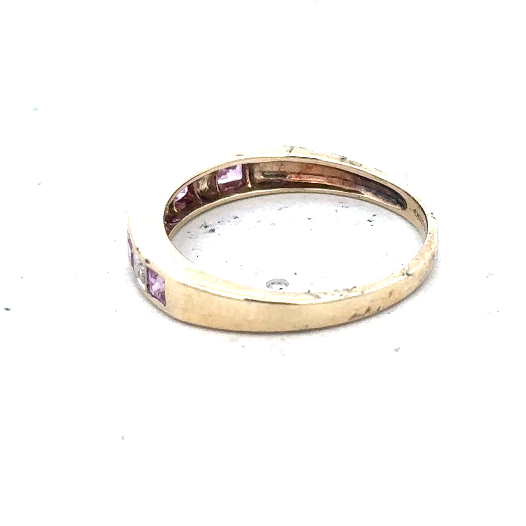 9ct yellow gold diamond ring in size N featuring a sparkling diamond setting, unbranded jewelry piece.