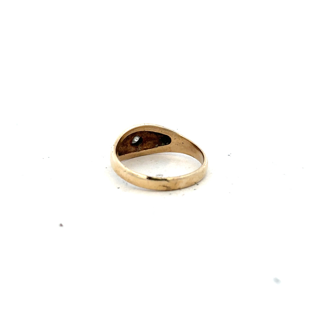 9ct yellow gold diamond ring, size N, featuring a sparkling diamond setting, unbranded jewelry design.