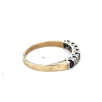 9ct yellow gold diamond ring, size O, featuring a sparkling central diamond and elegant band design.