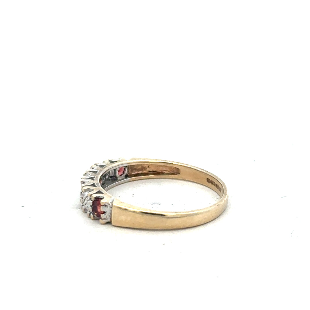 9ct yellow gold diamond ring in size O1/2, featuring a sparkling diamond setting, unbranded jewelry.