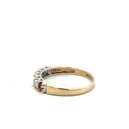 9ct yellow gold diamond ring in size O1/2, featuring a sparkling diamond setting, unbranded jewelry.