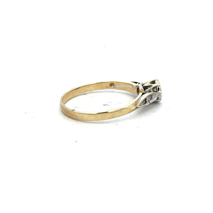 9ct yellow gold diamond ring in size P with a sparkling central diamond and elegant band design.