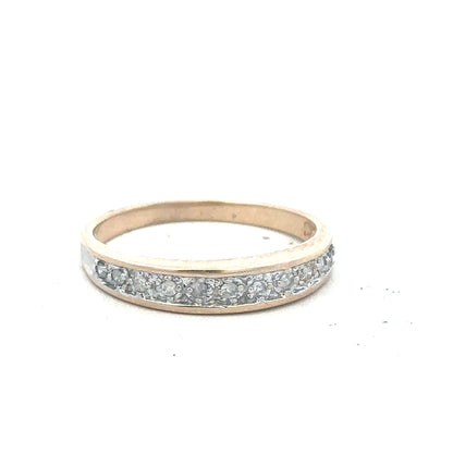 9ct yellow gold diamond ring in size Q, featuring a sparkling diamond set in an elegant unbranded jewelry design.