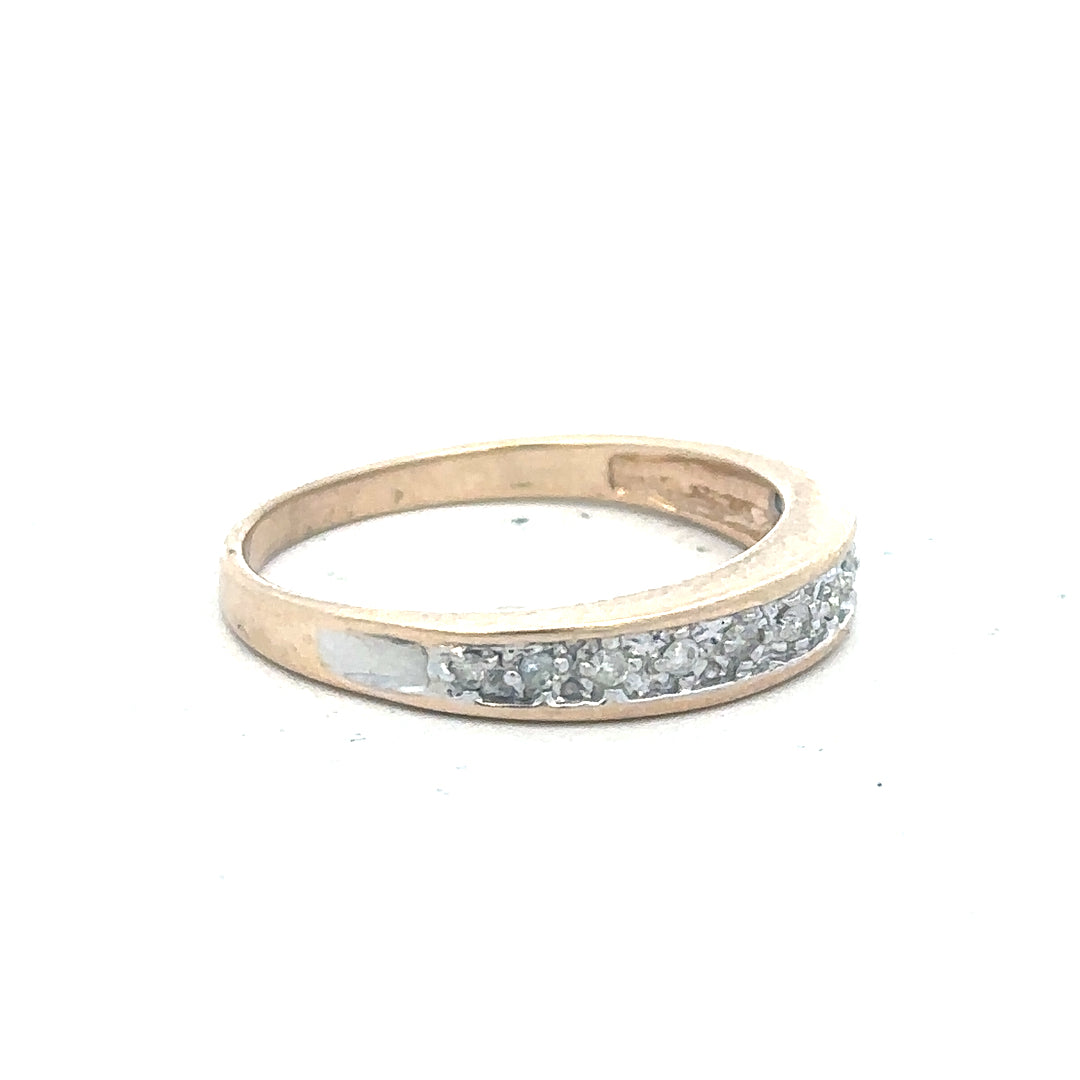 9ct yellow gold diamond ring in size Q with sparkling diamonds, unbranded jewelry piece showcasing elegant craftsmanship.