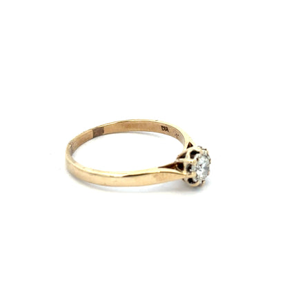 9ct yellow gold diamond ring in size R with sparkling diamonds, unbranded jewelry piece, showcasing intricate design and craftsmanship.