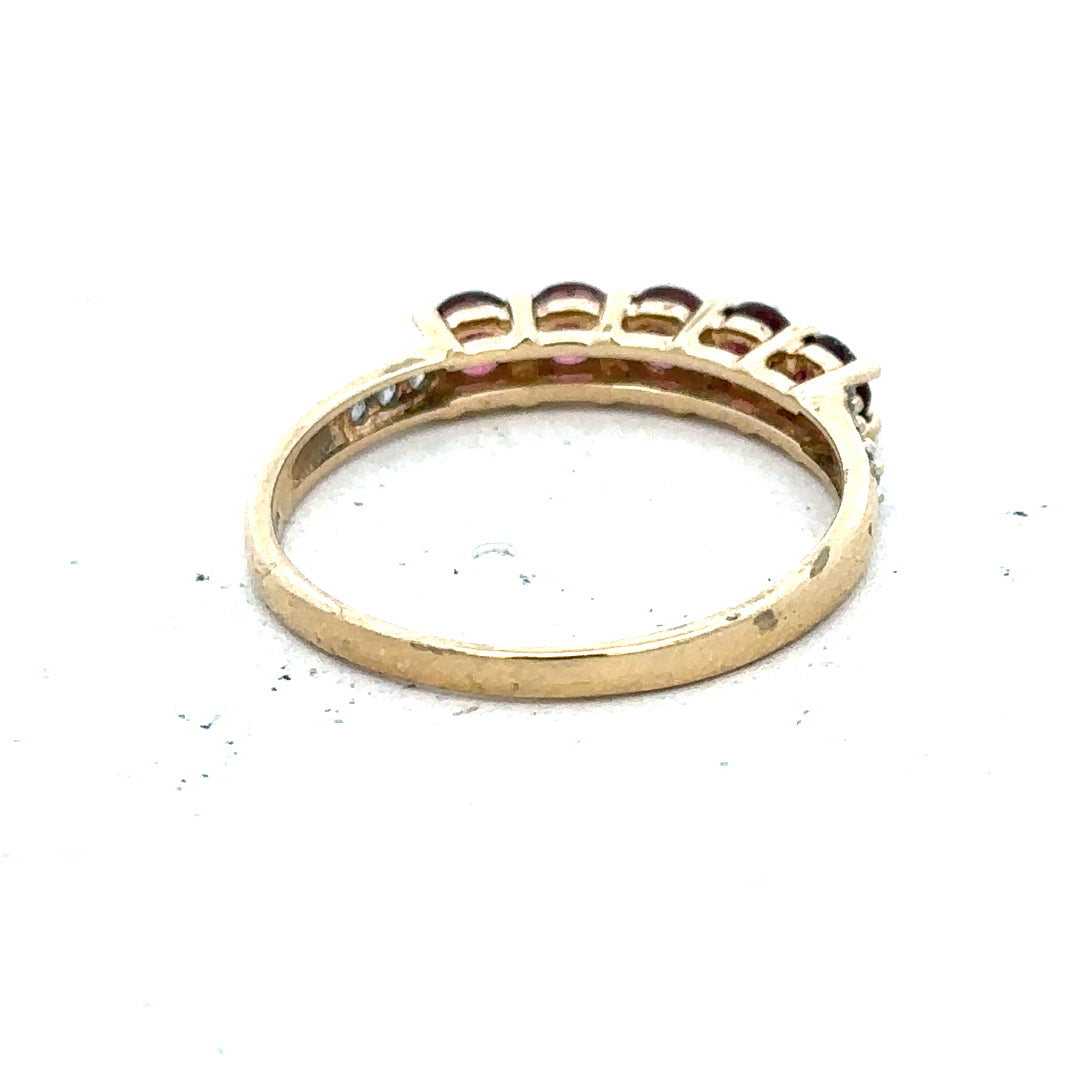 9ct yellow gold diamond ring in size R1/2, featuring a sparkling diamond setting, unbranded jewelry piece.