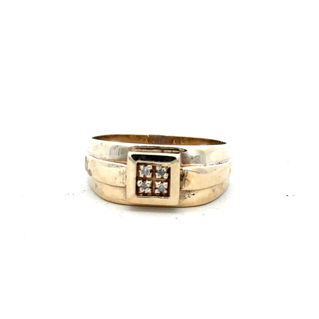 9ct yellow gold diamond ring, size S, featuring a sparkling diamond, unbranded jewelry design, elegant and classic style.