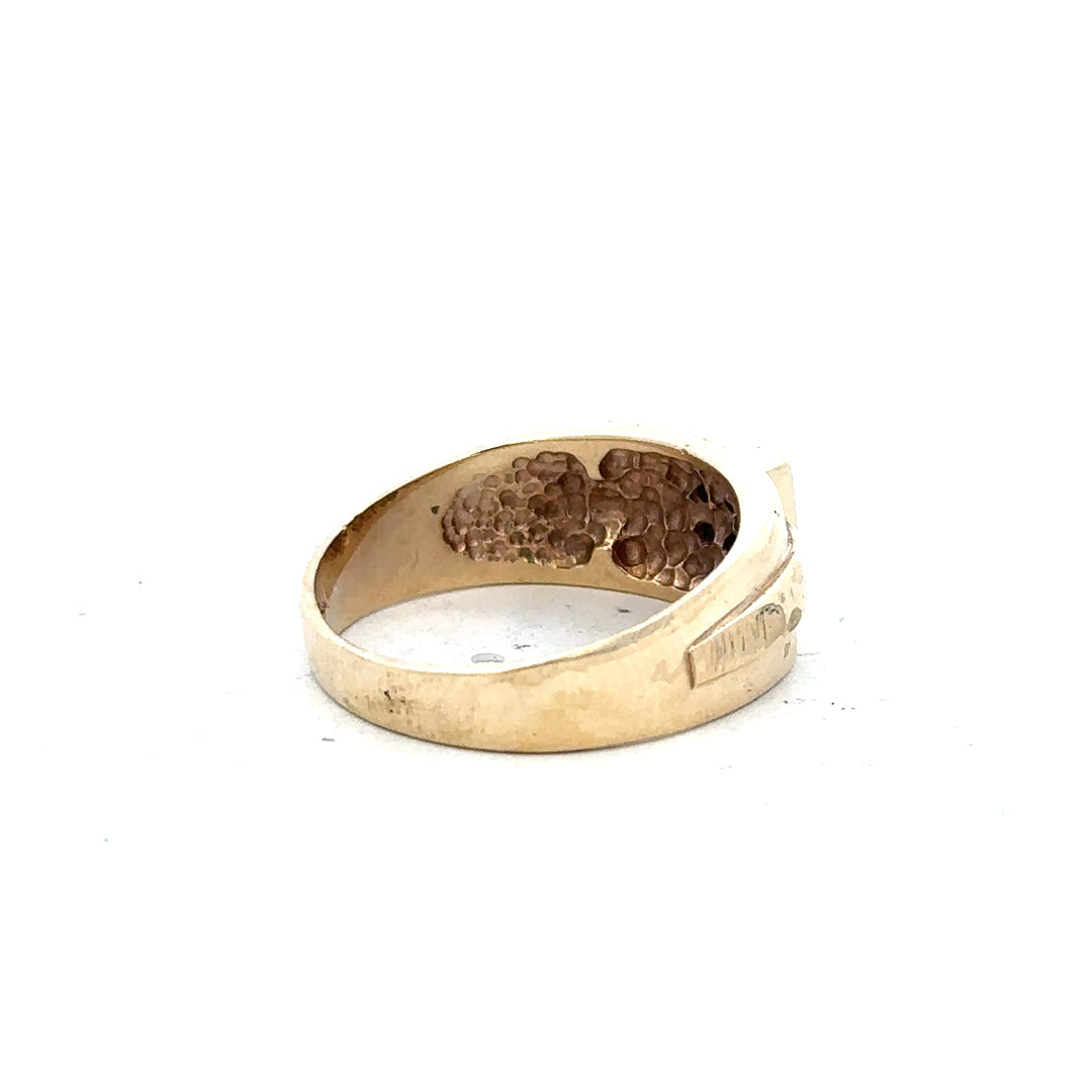 9ct yellow gold diamond ring in size S with sparkling diamonds, unbranded jewelry accessory, elegant and stylish gift option