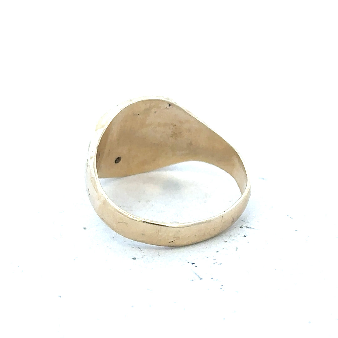 9ct yellow gold diamond ring size T, unbranded, showcasing a gold band with a sparkling diamond accent.