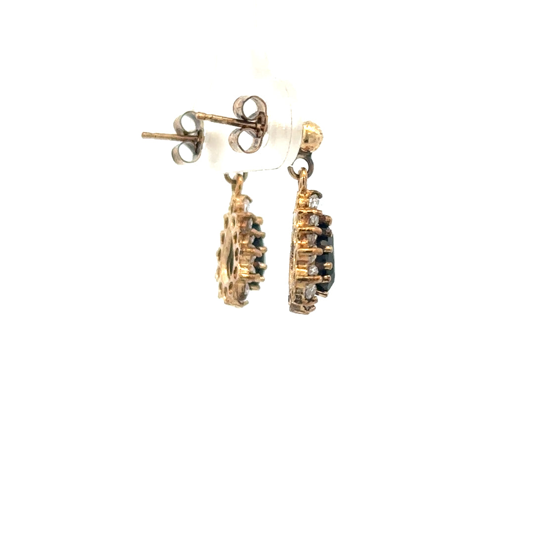 9ct yellow gold earrings weighing 1.8g, unbranded jewelry with classic design, shown in a close-up image.