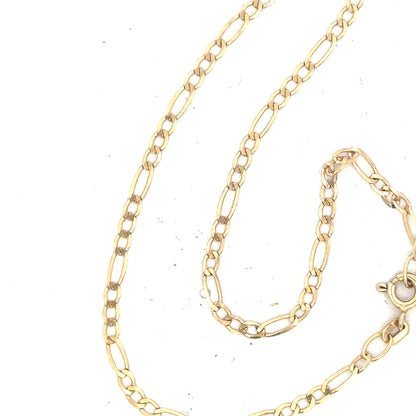9ct yellow gold figaro bracelet with 1.5g weight, featuring linked chain design and unbranded craftsmanship.