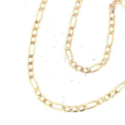 9ct yellow gold Figaro bracelet with 1.5g weight, unbranded, showcasing linked chain design and polished finish.