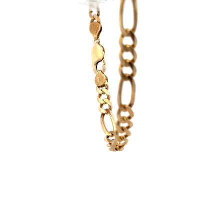 9ct yellow gold figaro bracelet with a linked chain design, weighs 13.8g, unbranded, shown in a close-up view.