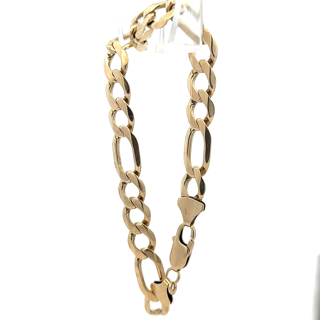 9ct yellow gold figaro bracelet with a 20.1g weight, featuring linked chain design, unbranded jewelry accessory for men or women.