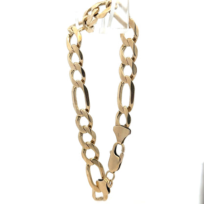 9ct yellow gold figaro bracelet with a 20.1g weight, featuring linked chain design, unbranded jewelry accessory for men or women.