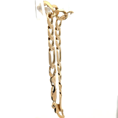 9ct yellow gold figaro bracelet with a weight of 20.1g, featuring a classic chain design, unbranded jewelry accessory.