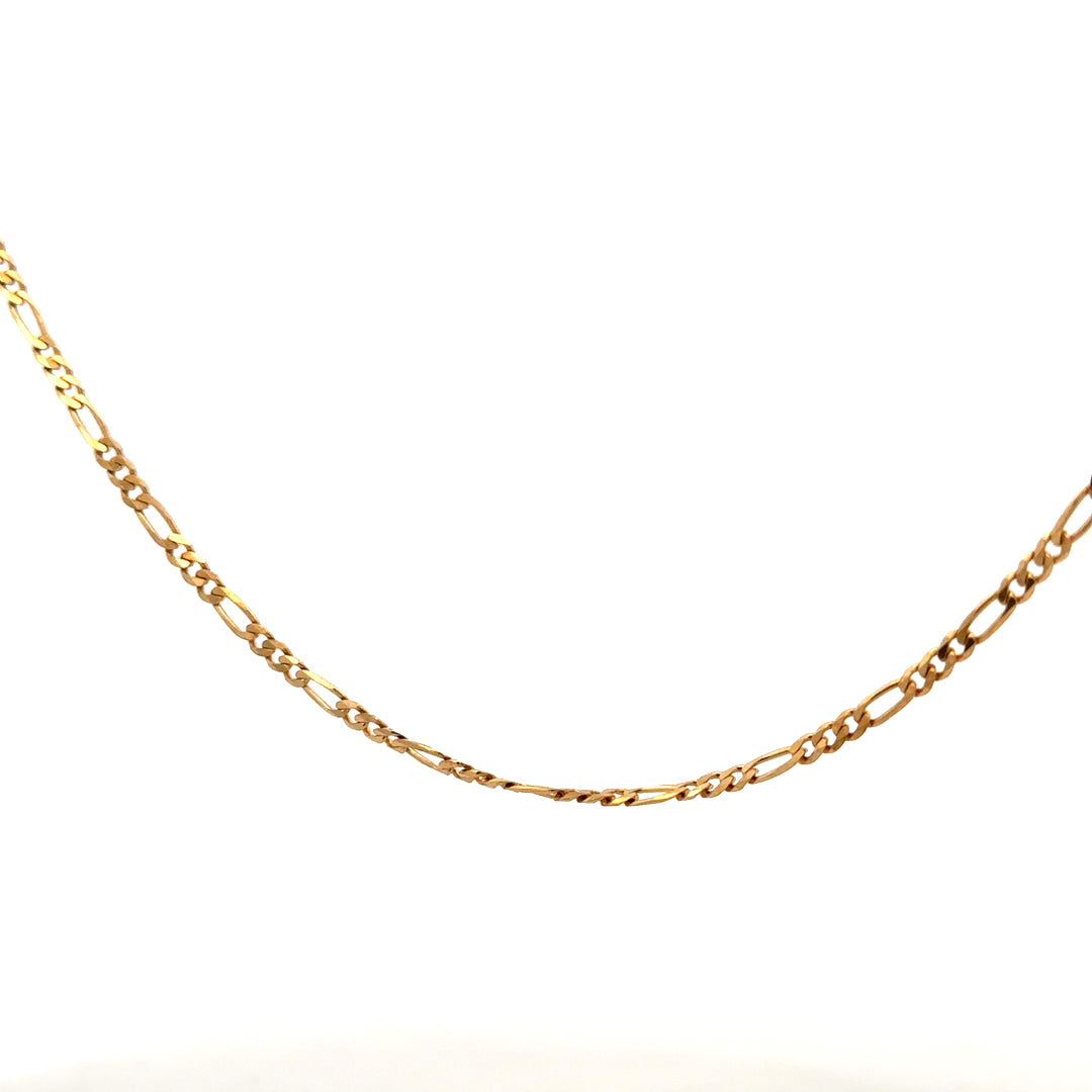 9ct yellow gold figaro chain weighing 3.7g, featuring interlinked flat and oval links, unbranded jewelry accessory.