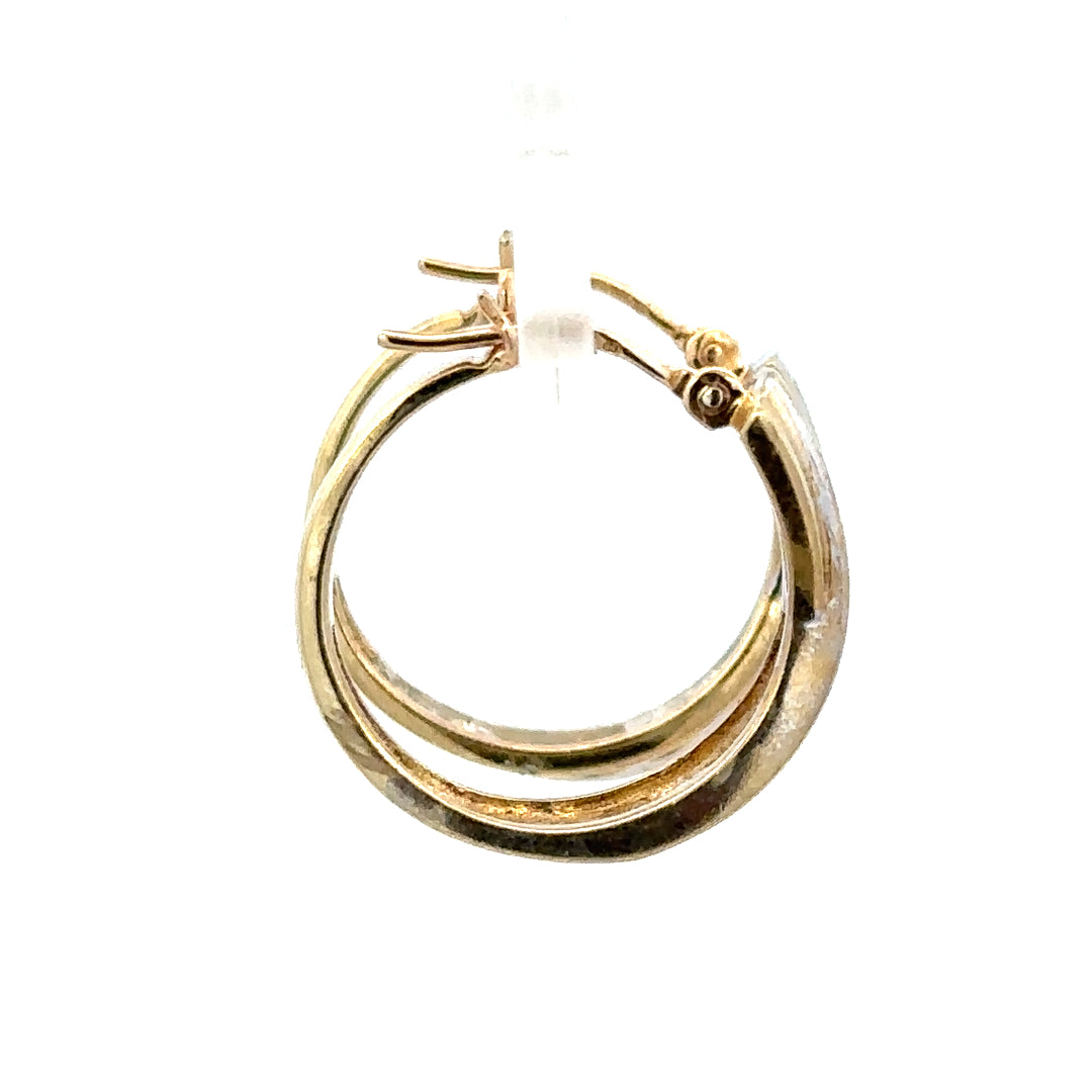 9ct yellow gold hoop earrings weighing 3.5g, featuring a classic round design, unbranded jewelry for stylish everyday wear.