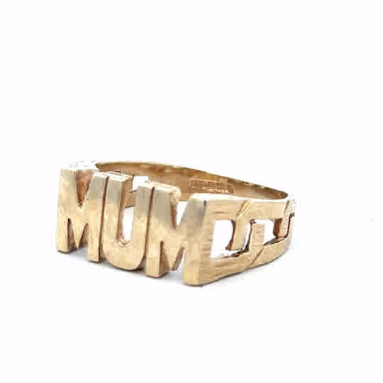 9ct yellow gold mum ring size O1/2, unbranded, featuring a smooth band and subtle design, perfect for everyday wear.