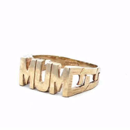 9ct yellow gold mum ring size O1/2, unbranded, featuring a smooth band and subtle design, perfect for everyday wear.
