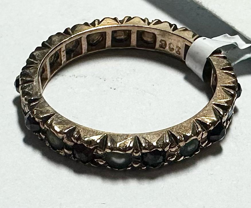 9ct yellow gold ring in size I1/2, featuring a smooth polished band, unbranded jewelry accessory.