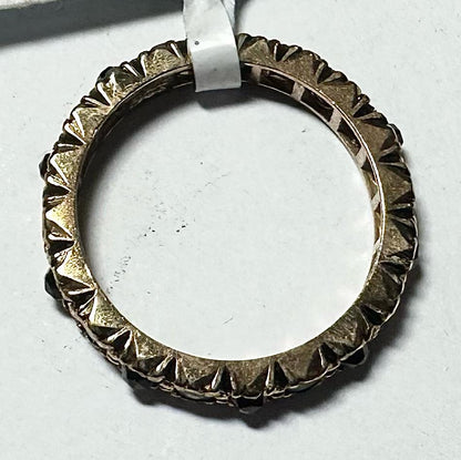 9ct yellow gold ring in size I1/2, featuring a smooth band and classic design, unbranded jewelry accessory.