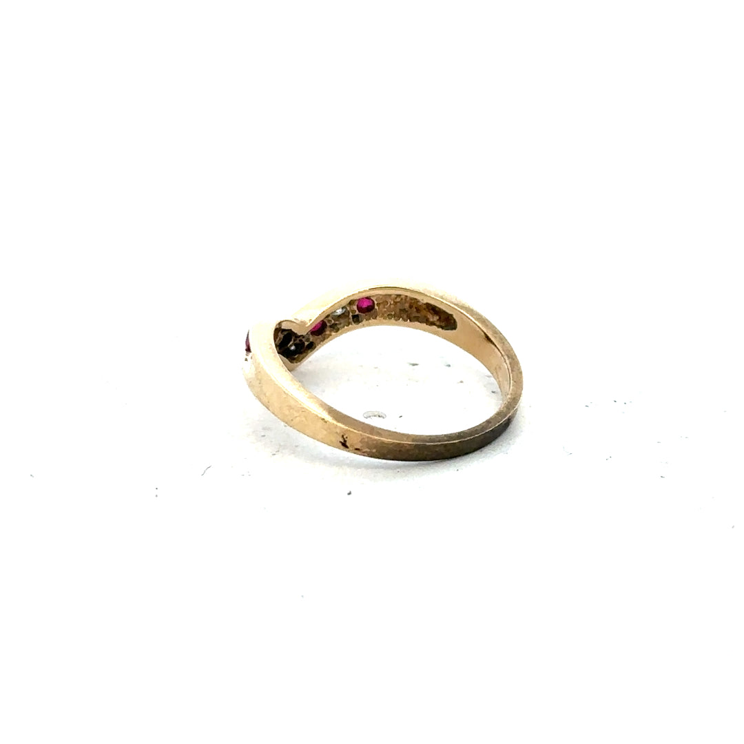 9ct yellow gold ring in size J, featuring a polished band with a smooth finish, unbranded jewelry for women or men.