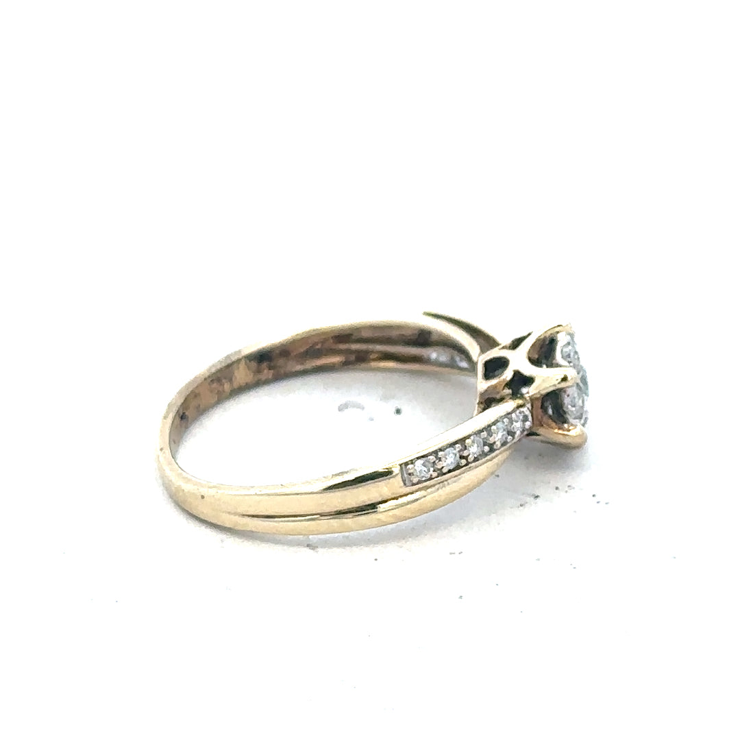 9ct yellow gold ring in size L with a smooth band, unbranded jewelry piece.