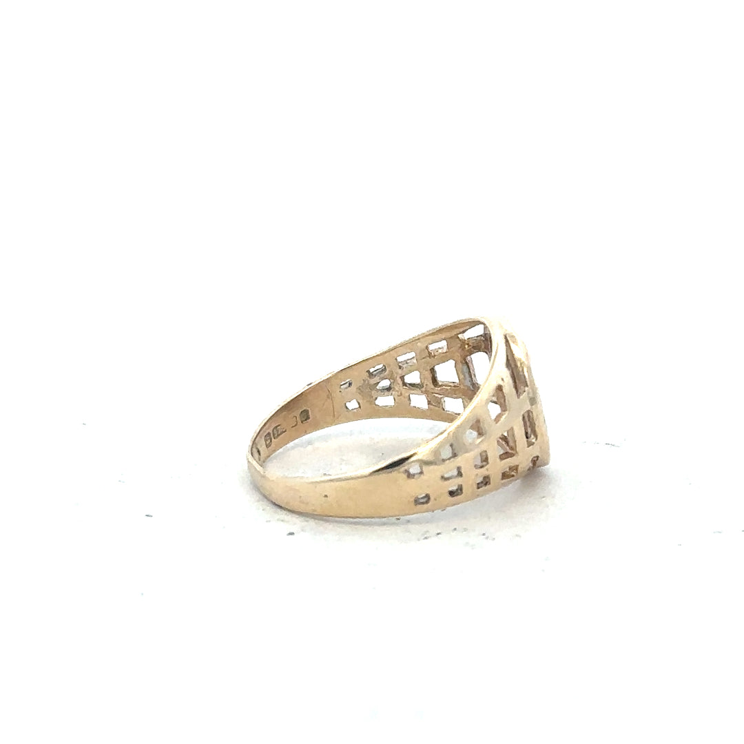9ct yellow gold ring in size M 1/2, unbranded, featuring a smooth polished band, displayed on a neutral background.