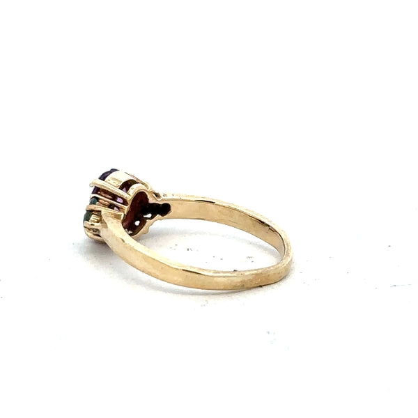 9ct yellow gold ring in size M with a smooth band, unbranded jewelry piece perfect for everyday wear.