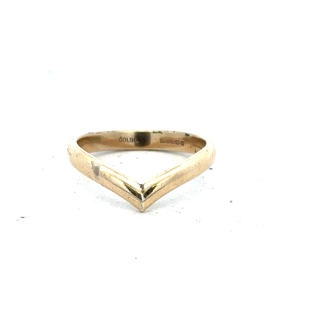 9ct yellow gold ring in size M with a simple band design, unbranded jewelry piece shown on a plain background.