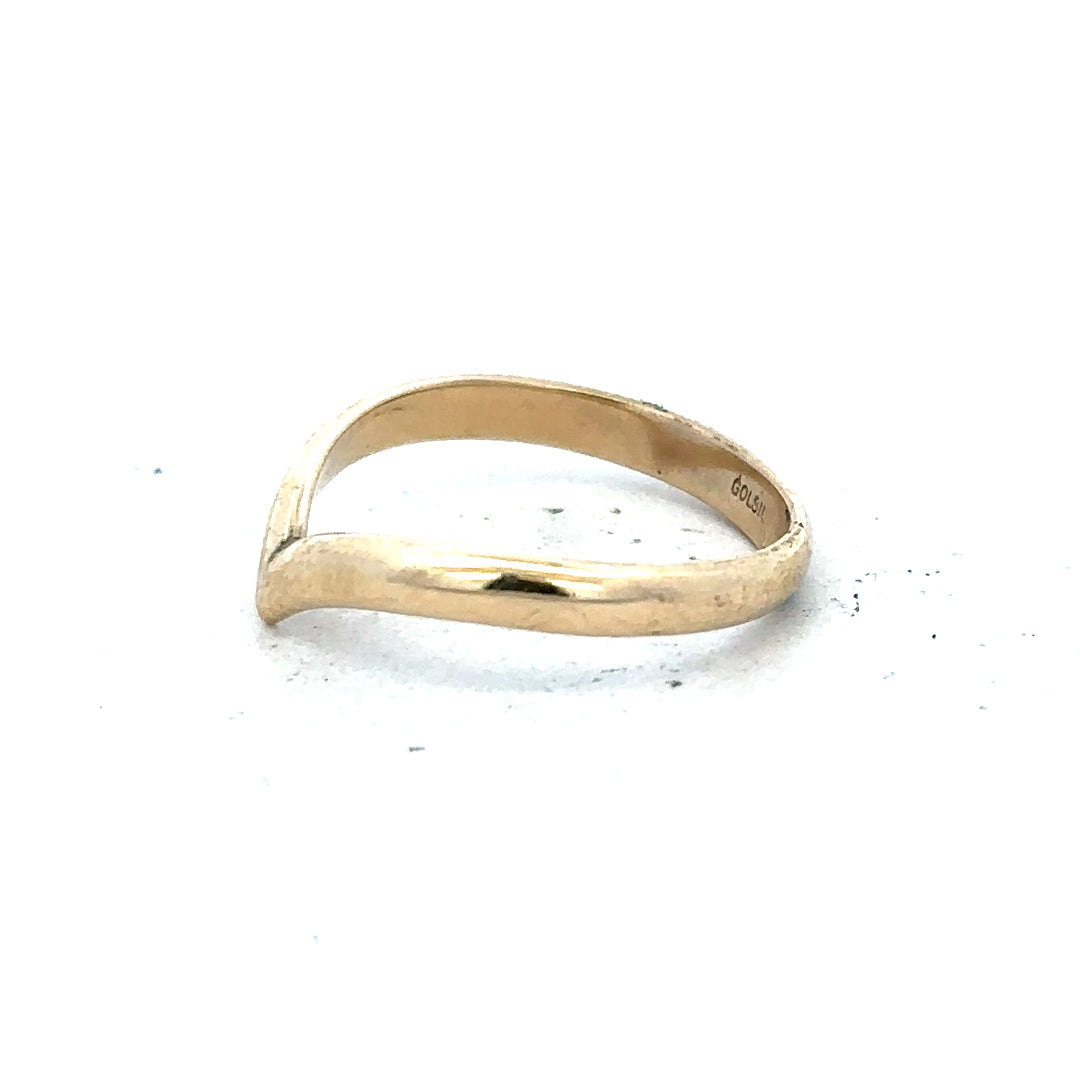 9ct yellow gold ring in size M with a smooth band, unbranded jewelry piece displayed on a neutral background.