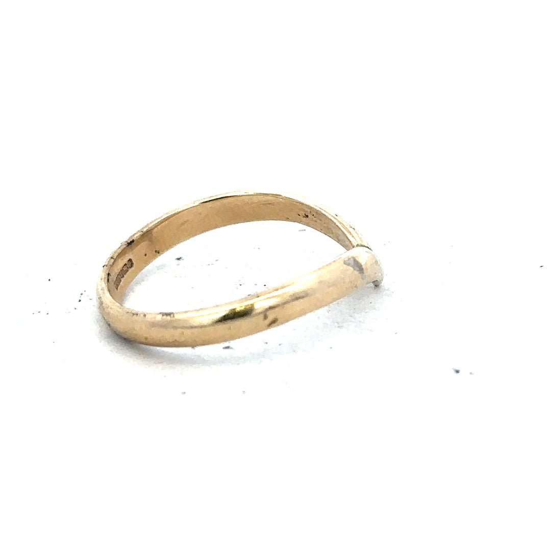 9ct yellow gold ring in size M with a smooth band, unbranded, showcasing a polished finish and classic design.