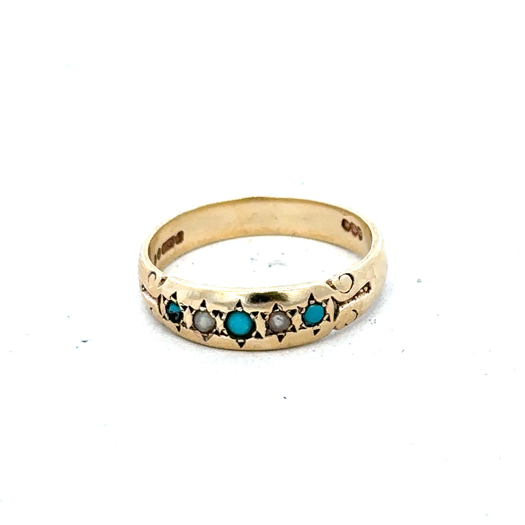 9ct yellow gold ring in size M with a smooth band, unbranded, displayed on a plain background.