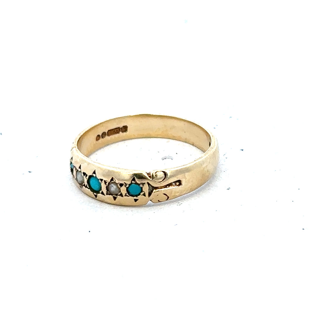 9ct yellow gold ring in size M with a smooth polished finish, unbranded jewelry accessory.