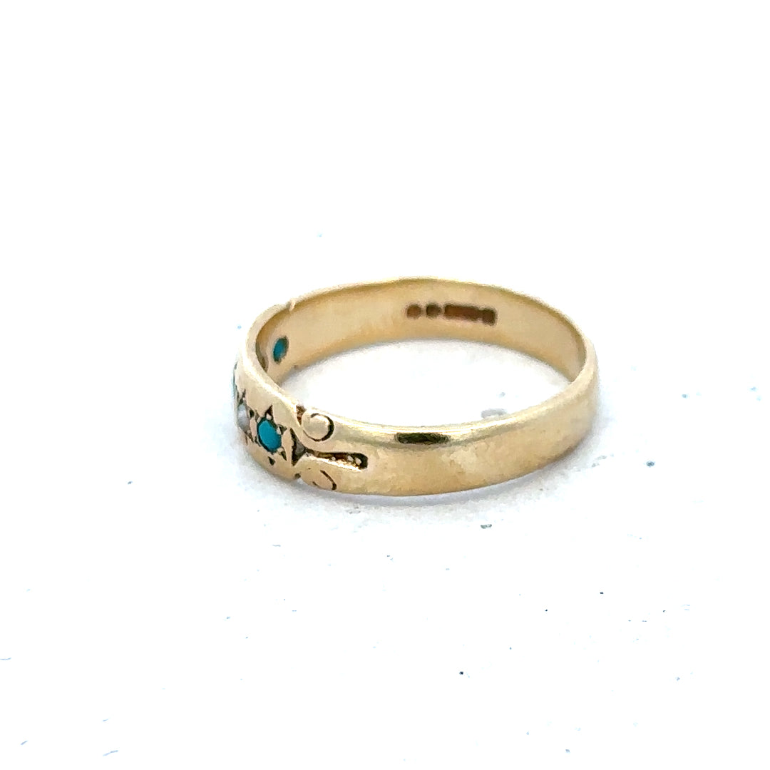 9ct yellow gold ring in size M with a smooth polished finish, unbranded jewelry displayed on a plain background.