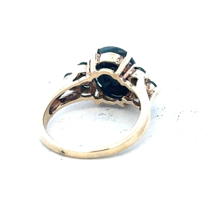 9ct yellow gold ring in size M1/2, featuring a simple band design, unbranded jewelry piece with a polished finish