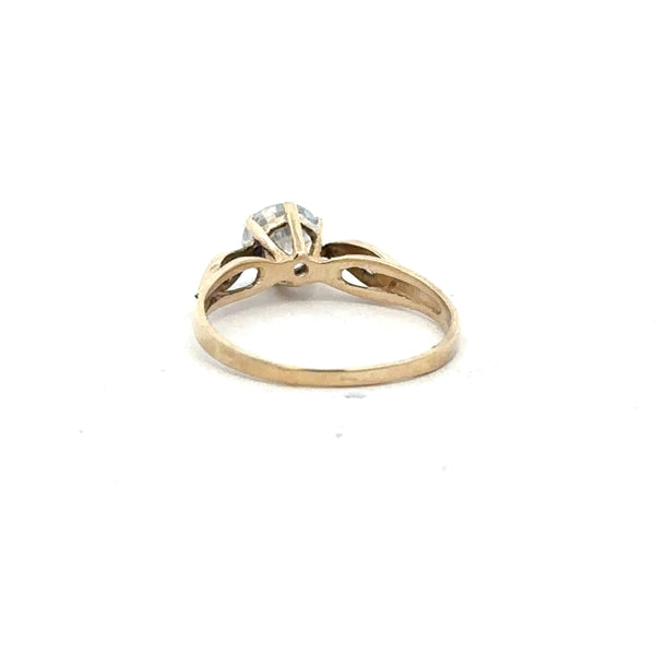 9ct yellow gold ring in size M1/2, featuring a smooth polished finish, unbranded jewelry accessory.