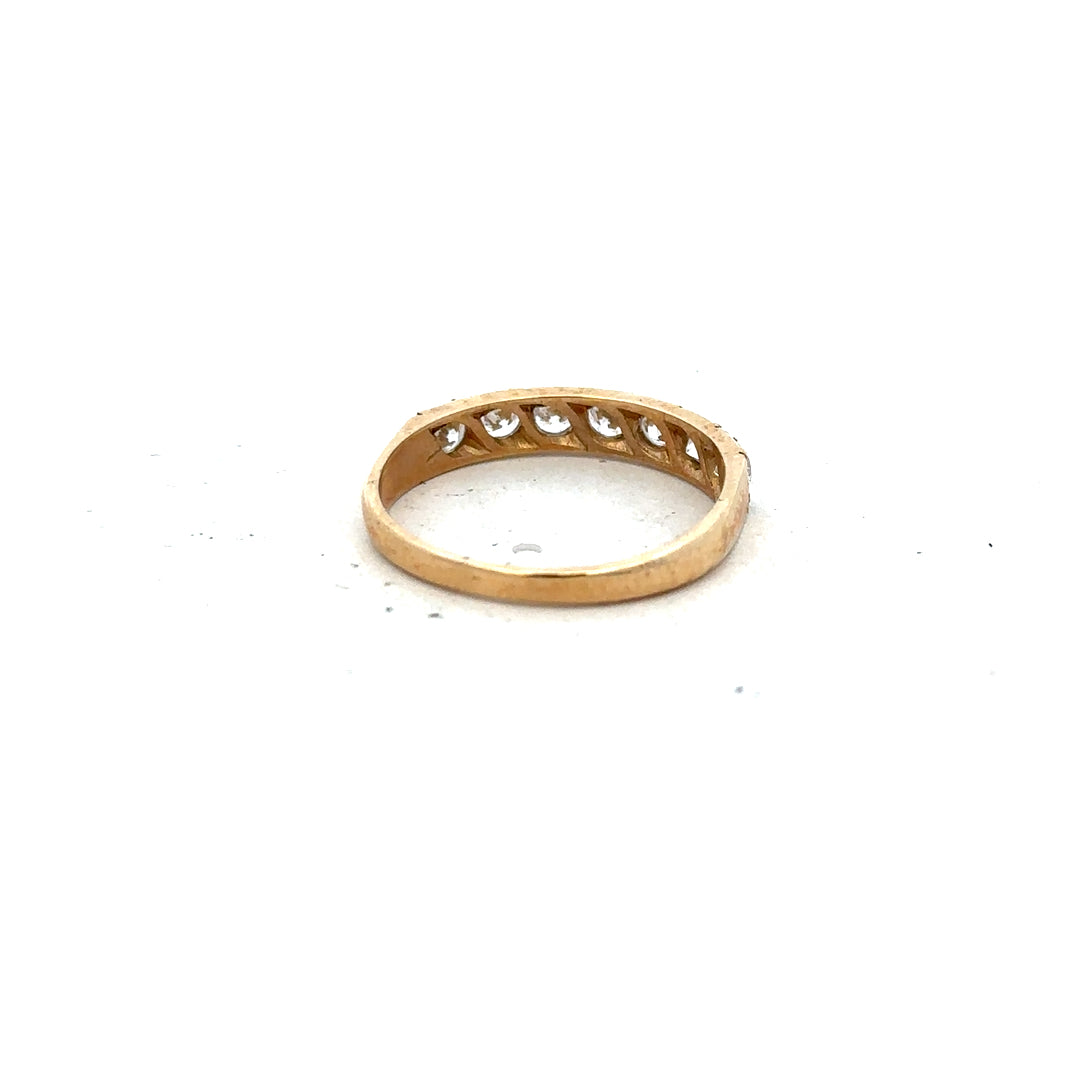 9ct yellow gold ring size N, unbranded, showcasing a smooth, polished band with a classic design.