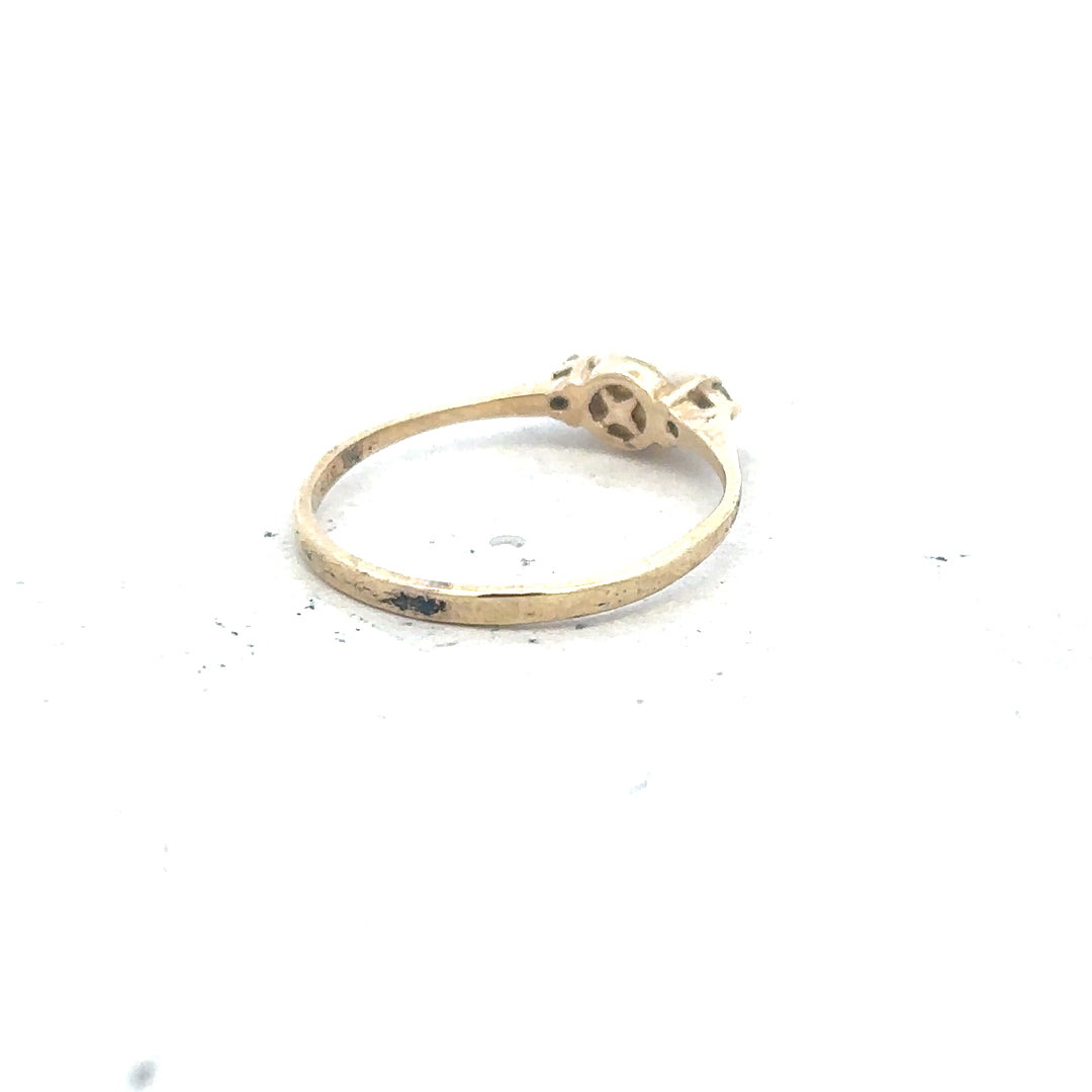9ct yellow gold ring in size N, featuring a simple band design, unbranded jewelry for elegant everyday wear