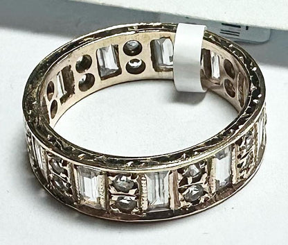 9ct yellow gold ring size N1/2, unbranded jewelry piece with a polished finish, displayed on a neutral background.