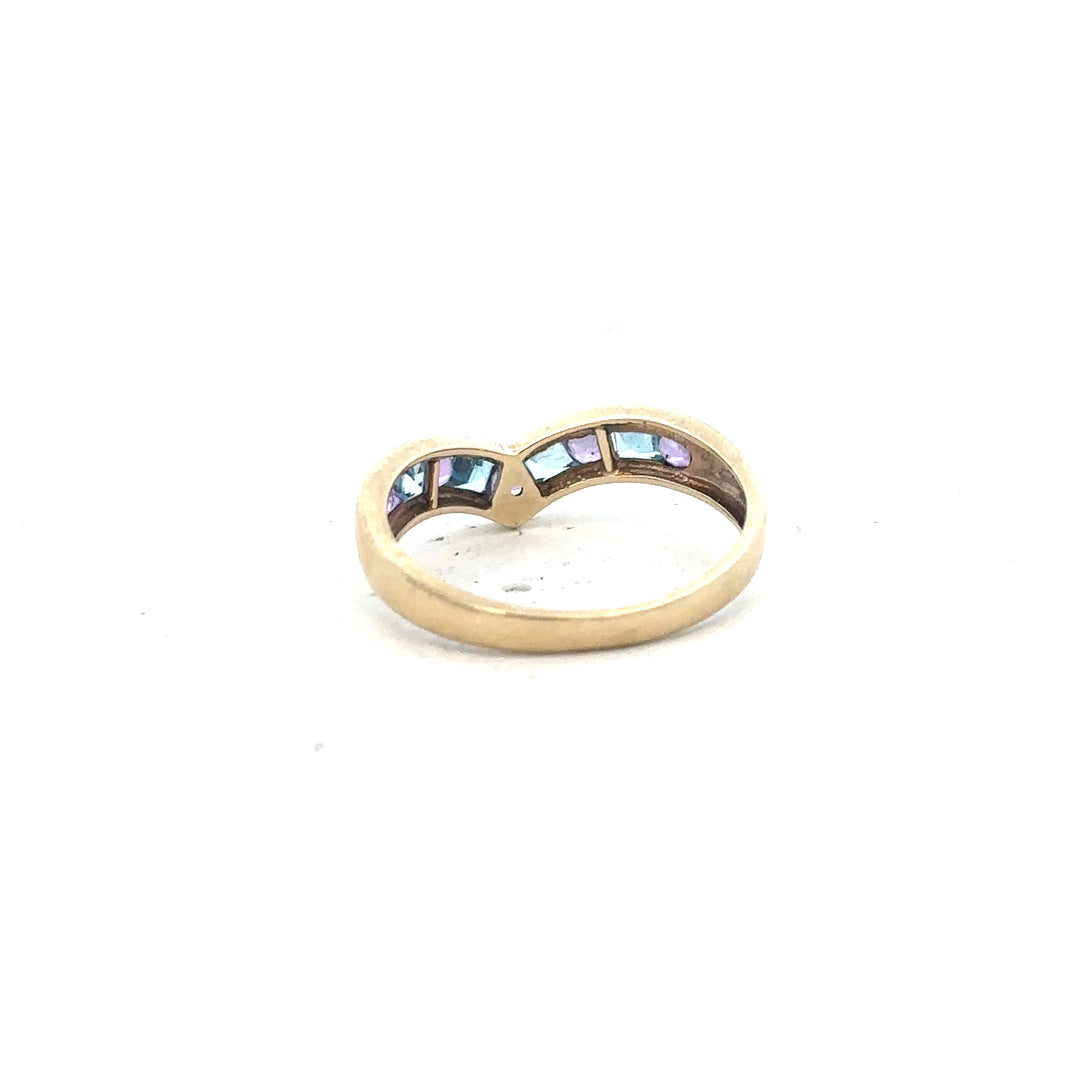 9ct yellow gold ring in size O with a smooth band, unbranded jewelry piece, shown on a white background.