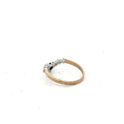 9ct yellow gold ring in size O with a simple band design, unbranded jewelry piece suitable for everyday wear.