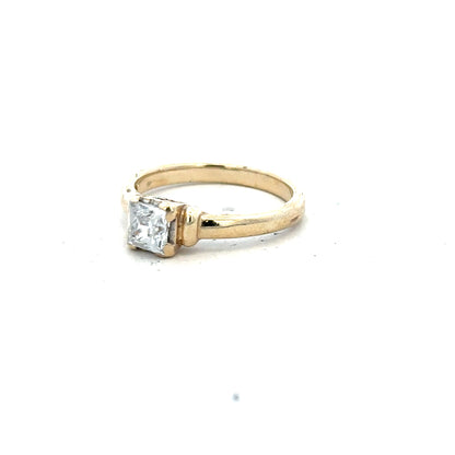 9ct yellow gold ring in size O with a simple, elegant band, unbranded jewelry for everyday wear.