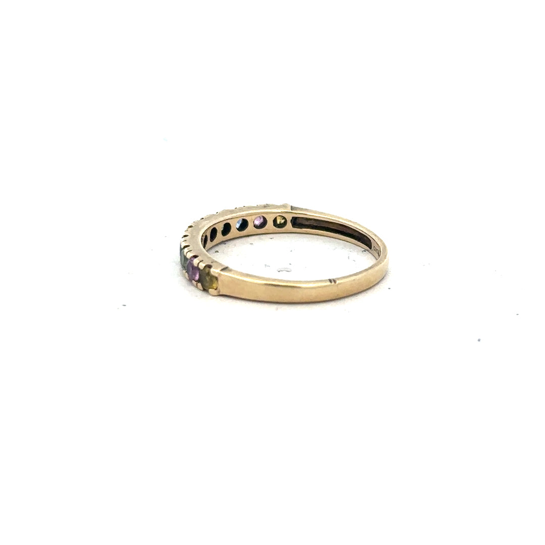 9ct yellow gold ring in size O, unbranded jewelry, showcasing a smooth, polished band with a classic design.