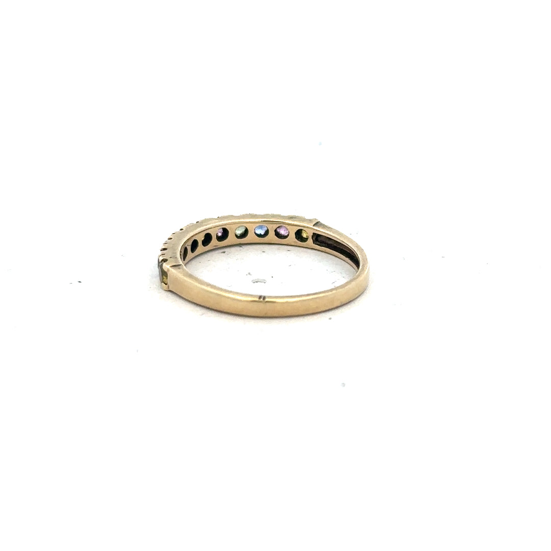 9ct yellow gold ring size O with a smooth band, unbranded jewelry piece displayed on a plain background.